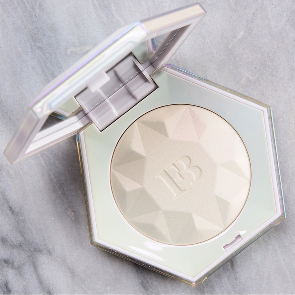 LIMITED EDITION FentyBeauty DiamondBomb Holo At Me